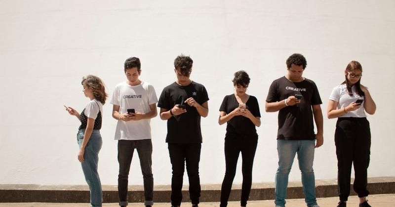 Religious Influencers Online: Why They Attract Young People