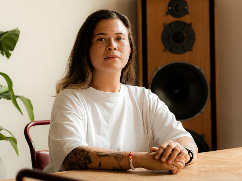 Holly Middleton-Joseph Brings Fire, Flavor and Hi-Fi Energy to London’s Hausu