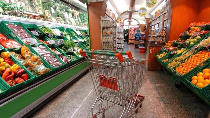 Deboli segnali positivi provenienti dall’industria. Ora è obbligatorio spingere i consumi