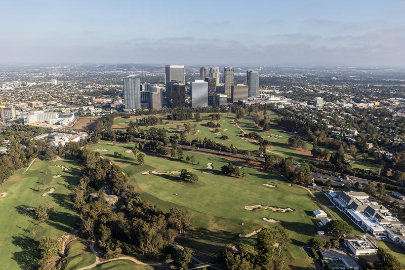 Twin brothers made $1M scamming golf tee times across Calif., feds say