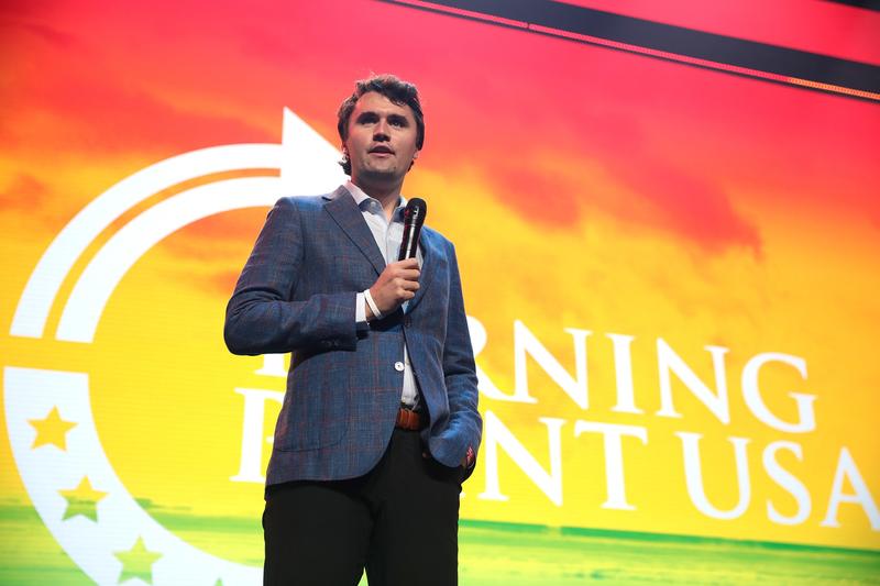 Charlie Kirk: la juventud no es suya, compañeros