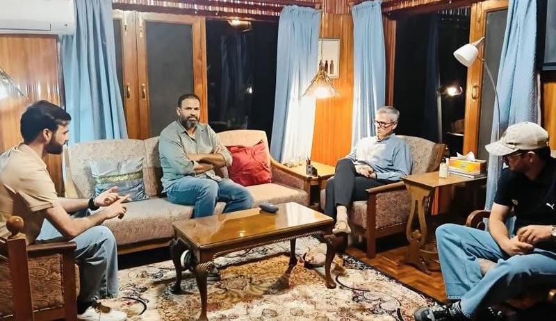 Yusuf Pathan Calls on CM Omar in Srinagar