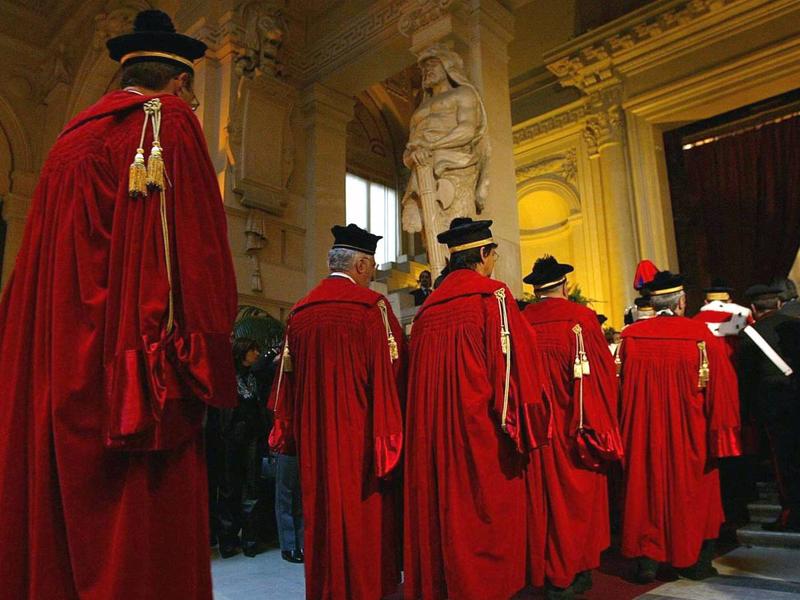 Questa giustizia è come la peste