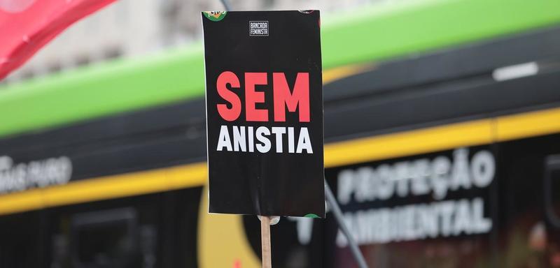 Anistia nunca mais!