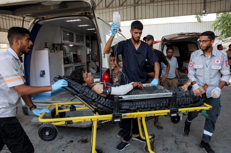 Gaza’s makeshift clinics at risk of collapse as urgent supplies run out, study says