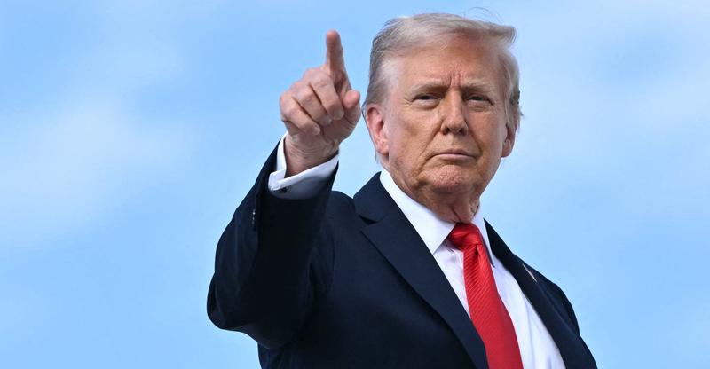 Trump’s DC Crime Success Puts Spotlight on Chicago’s Deadly ‘War Zone’