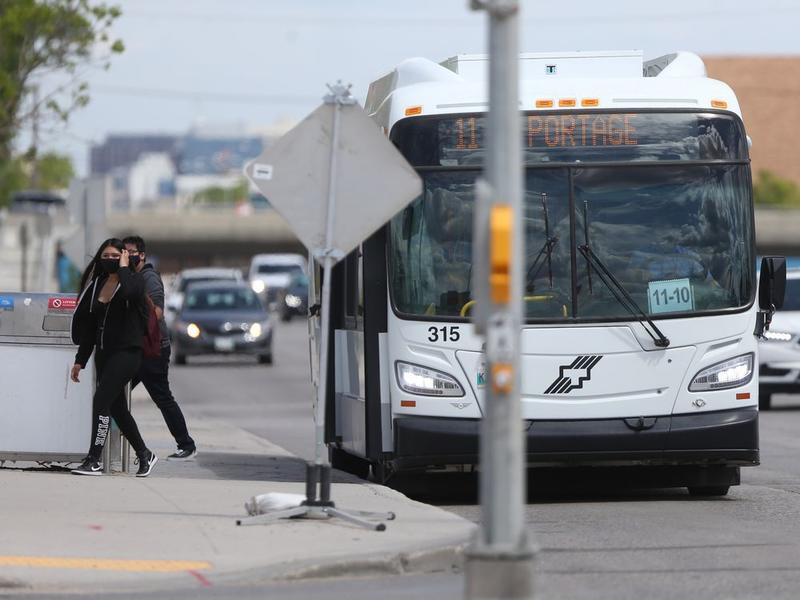 GOLD: Bus users push back as City plays ‘misinformation’ card to dismiss Transit complaints