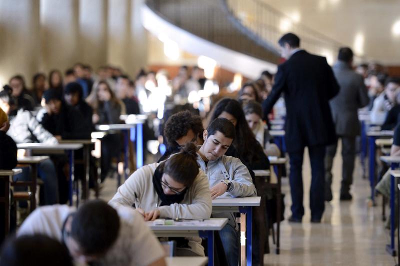 Repenser les examens pour aider les étudiants à progresser : l’évaluation universitaire comme dialogue