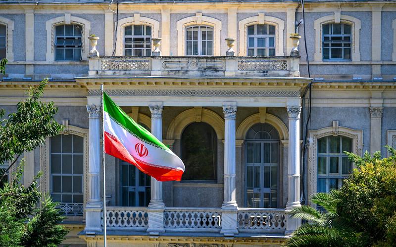 Talks between Iran, European nations on nuclear program said to make little progress