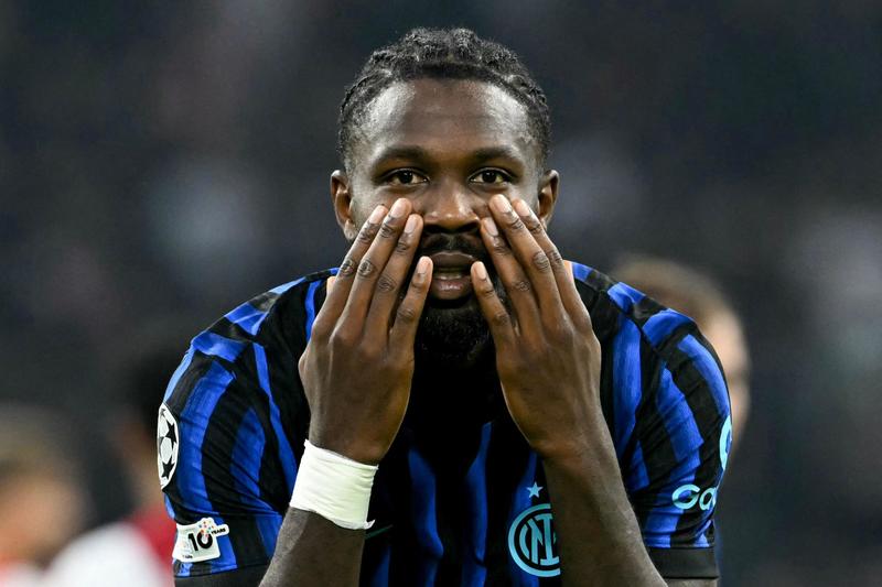 Champions, sempre e solo Thuram: l'Inter passa ad Amsterdam 0-2. Ajax ko /