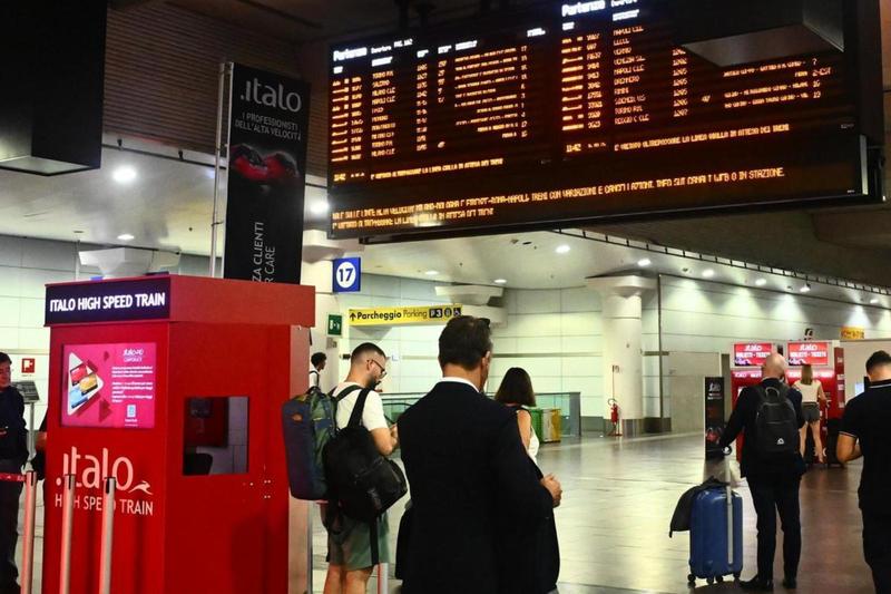 Stazione Alta Velocità a ostacoli: “Comoda, ma si può migliorare” /