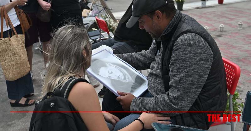 Ο Πάνος Ρούτσι δεν είναι ξένος. Κάθεται δίπλα σου στο λεωφορείο…