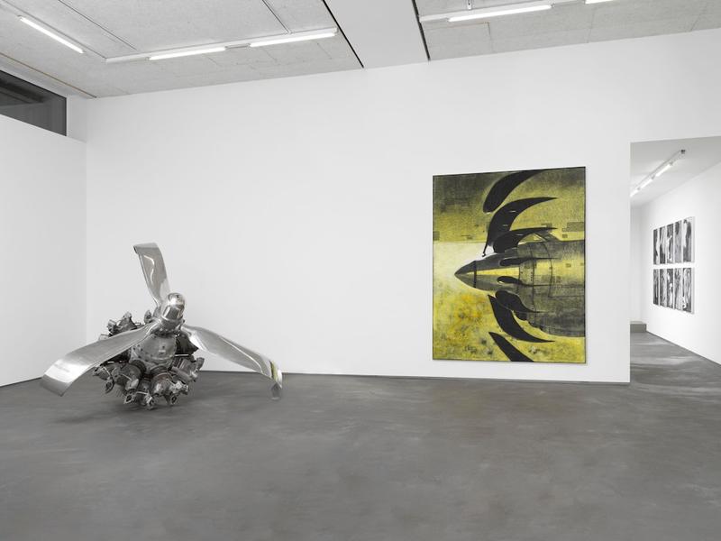Die rätselhaften Geschichten der Propeller: Die Kunst des Bildhauers Daniel Hölzl