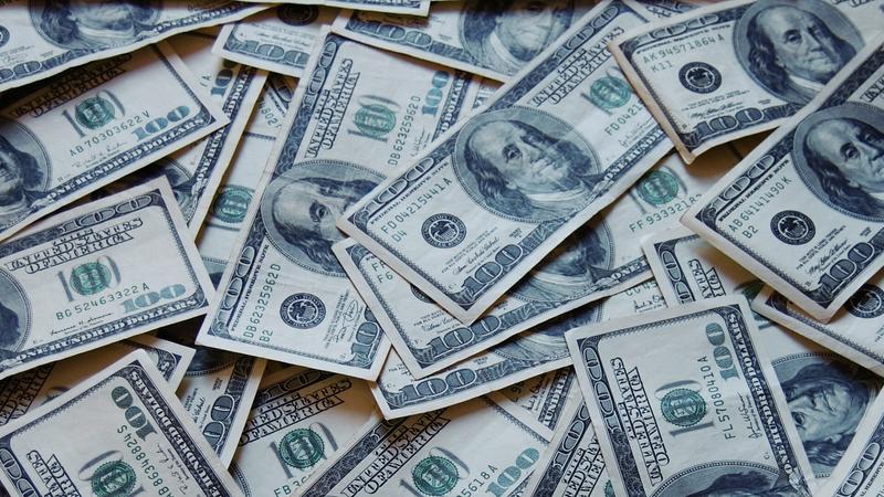 Argentine Central Bank sells US$379 million as bonds and shares plummet