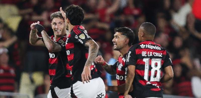 Flamengo ameaça golear, fica na ameaça e está ameaçado