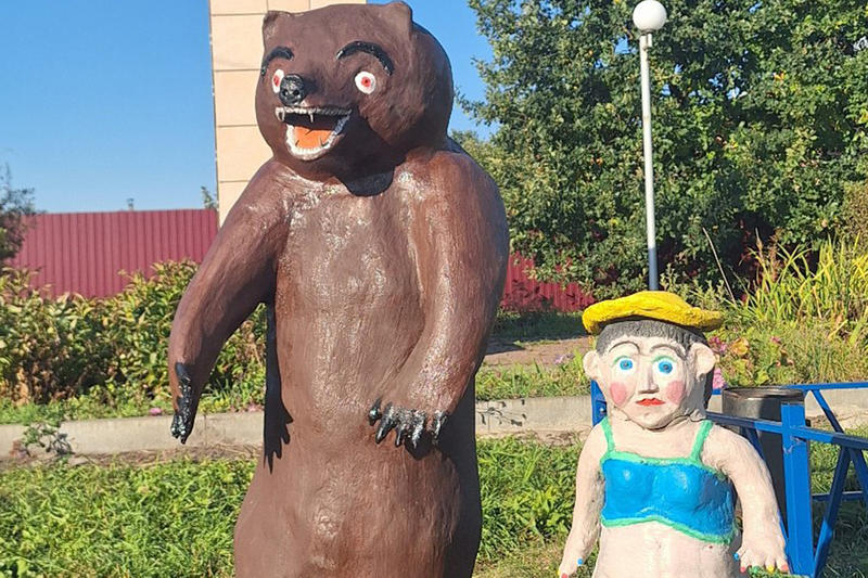 В ульяновском селе рассказали об эпатажном памятнике «Маша и Медведь»