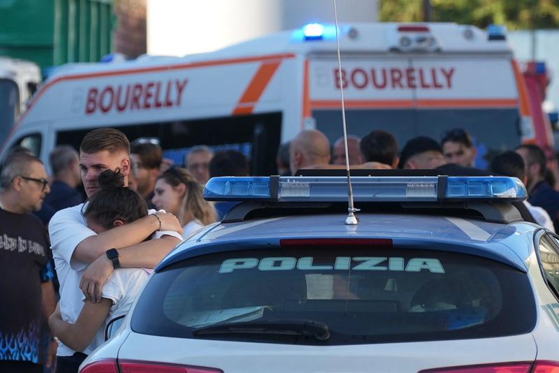 Esplosione in un'azienda di rifiuti a Marcianise: 3 morti. “Sbalzati per diversi metri, uccisi dall'onda d'urto” /