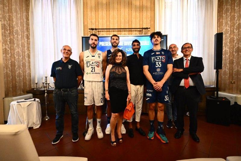 Fortitudo, presentate le nuove maglie
