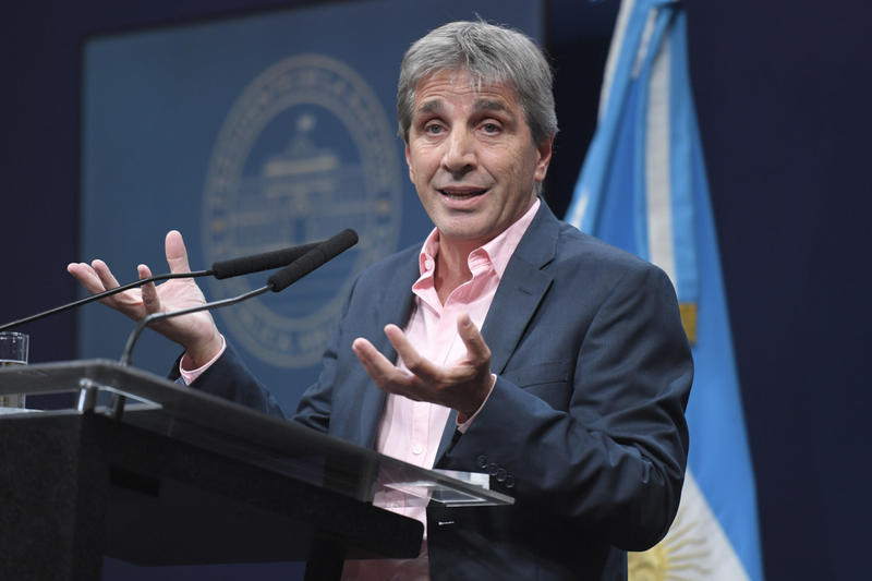 Caputo vows to sell ‘down to the last dollar’ as Central Bank loses US$1.1 bn in 3 days