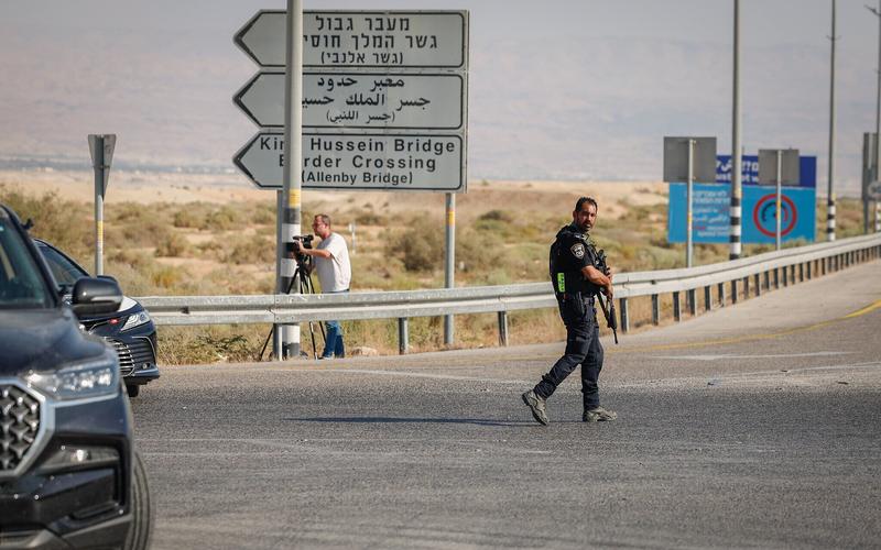 Allenby crossing with Jordan to reopen for pedestrians Sunday, following deadly attack