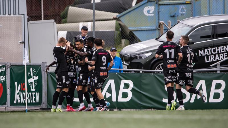 Plötsligt: ÖSK-liket lever