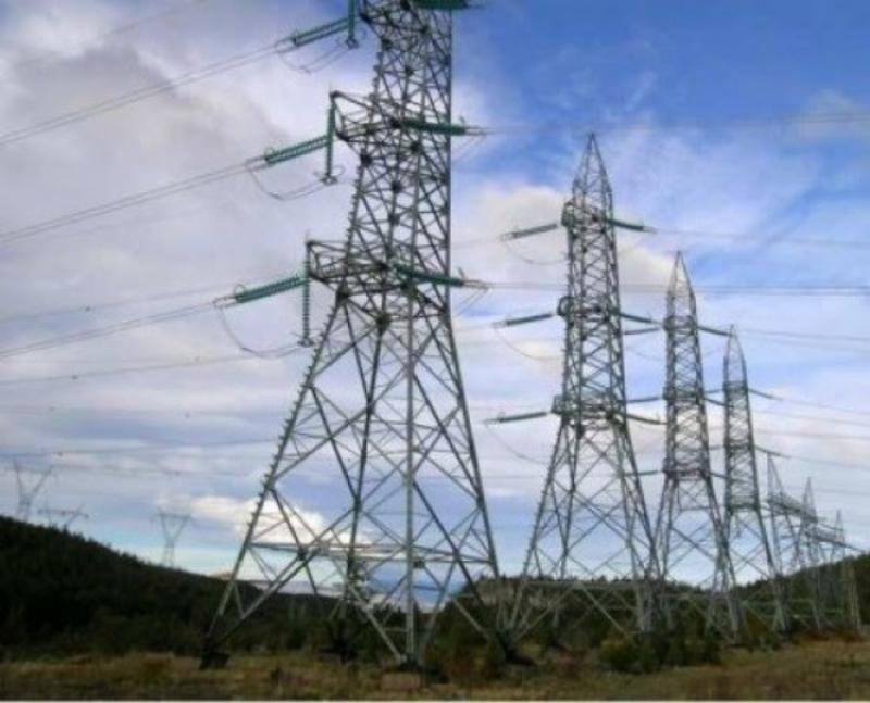 Recalificación de la transmisión: un debate abierto en el sector eléctrico chileno
