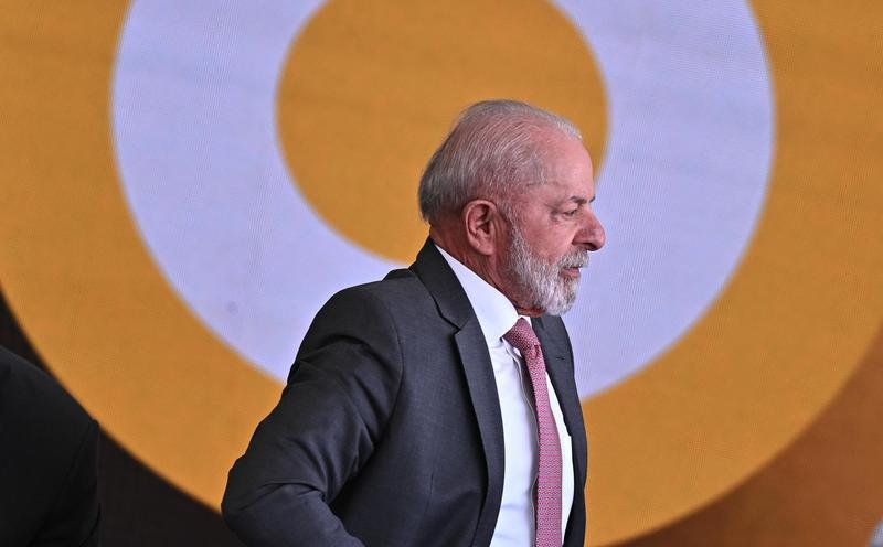 Lula fala em democracia enquanto senadores denunciam perseguição a Zambelli