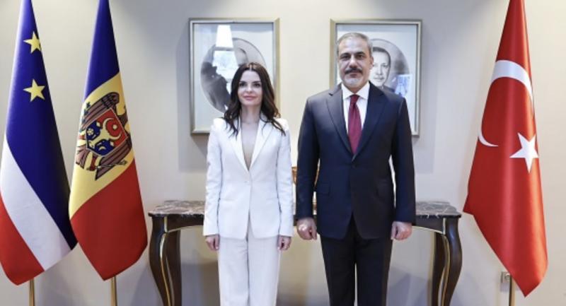 Moldova'da demokrasi krizi: Sandu rejiminin baskı politikaları ve seçim endişeleri