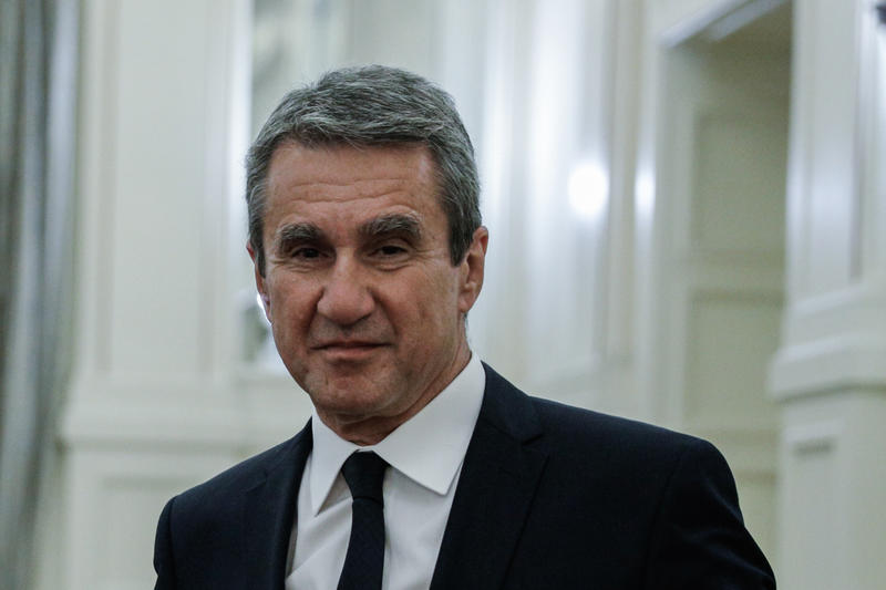 Ο Λοβέρδος και τα παράδοξα
