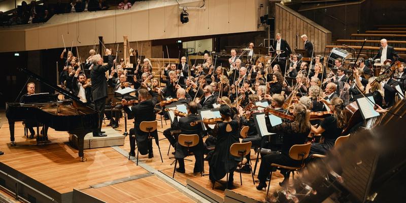 „Parabola and Circula“: Übermächtige Musik