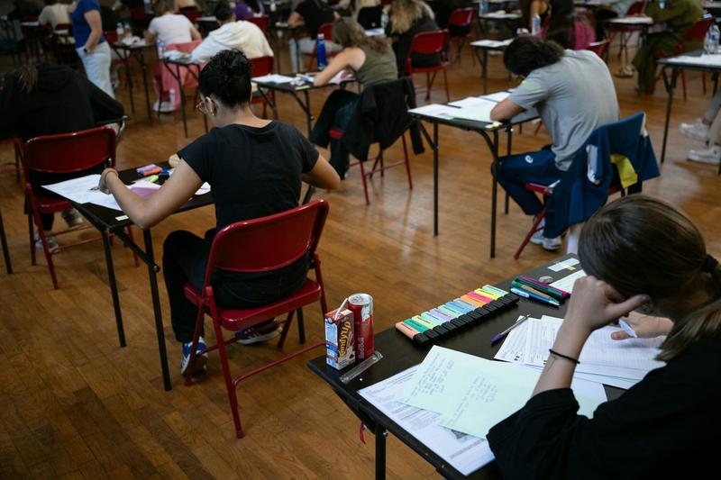 Notation au bac : pourquoi tant de difficultés à trouver la bonne formule d’examen ?