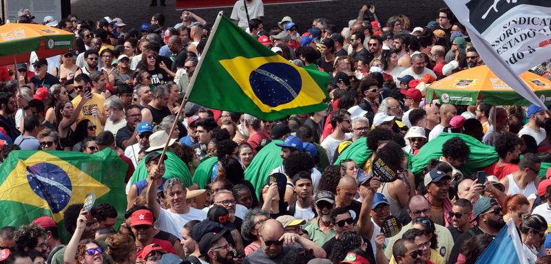 O bolsonarismo vai testar a persistência da militância antifascista