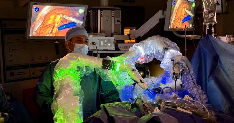 Hospital suspends 'history-making' robotic surgery scheme amid safety fears
