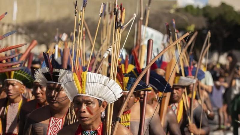 Tambeíba enchia o saco dos índios de língua tupi
