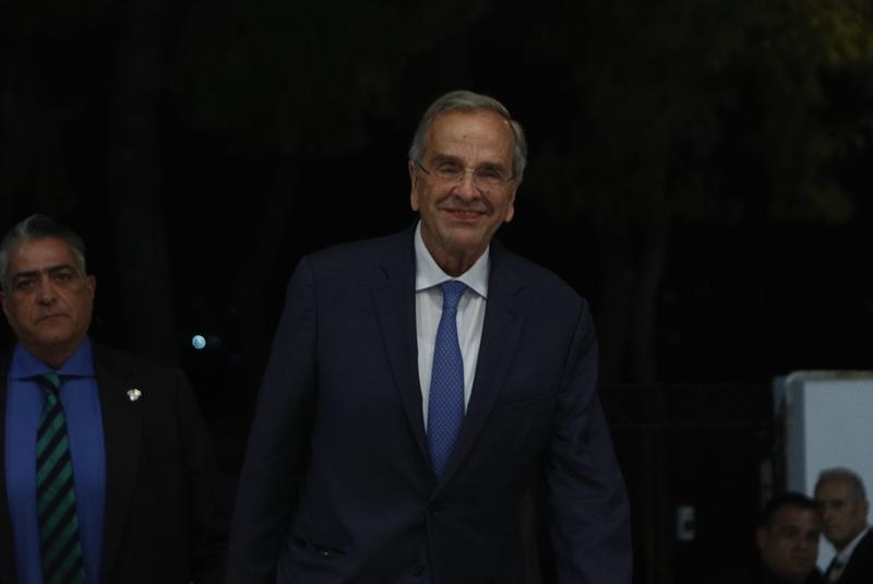 Σαμαράς + Νέα Δημοκρατία: Η λεπτή γαλάζια γραμμή…