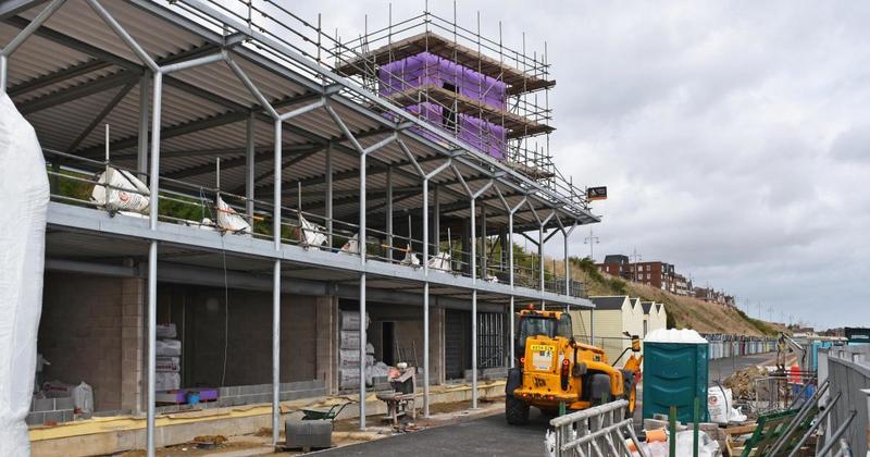 Major £6m seafront café and restaurant complex 'on schedule'