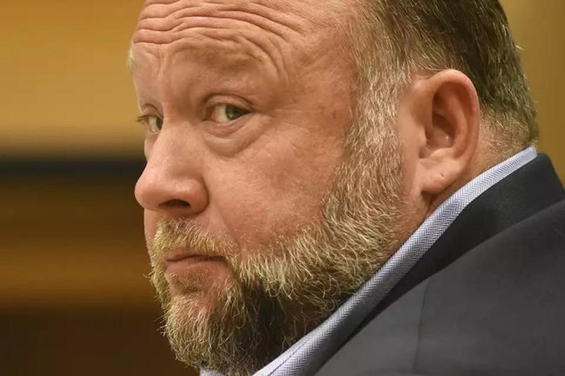 Trump’s DOJ Drops Alex Jones’s Case After Just 24 Hours