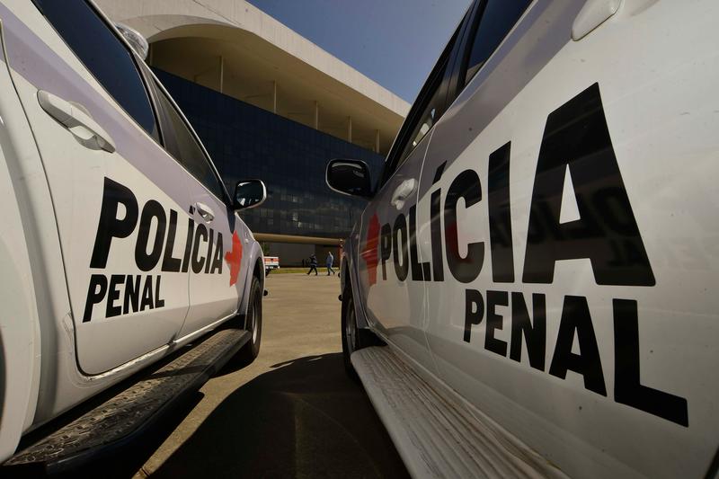Ausência da Polícia Penal na PEC da Segurança Pública mobiliza Congresso