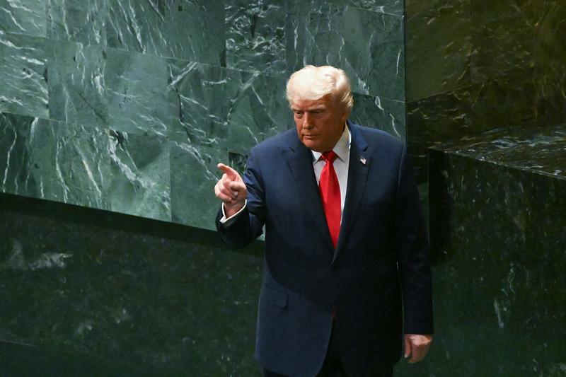 Donald Trump hints at leaving Europe to defend Ukraine alone
