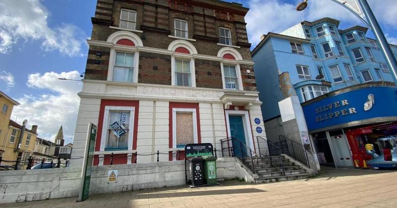 Cafe plans unveiled for disused historic town seafront building