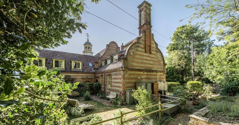 Cottage which was once part of Garboldisham Manor estate up for sale