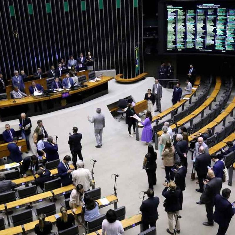 Senado e Câmara divergem sobre dosimetria e relação com o Supremo