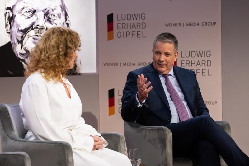 Deutliches Signal: Kai Beckmann übernimmt 2026 die Führung bei Merck