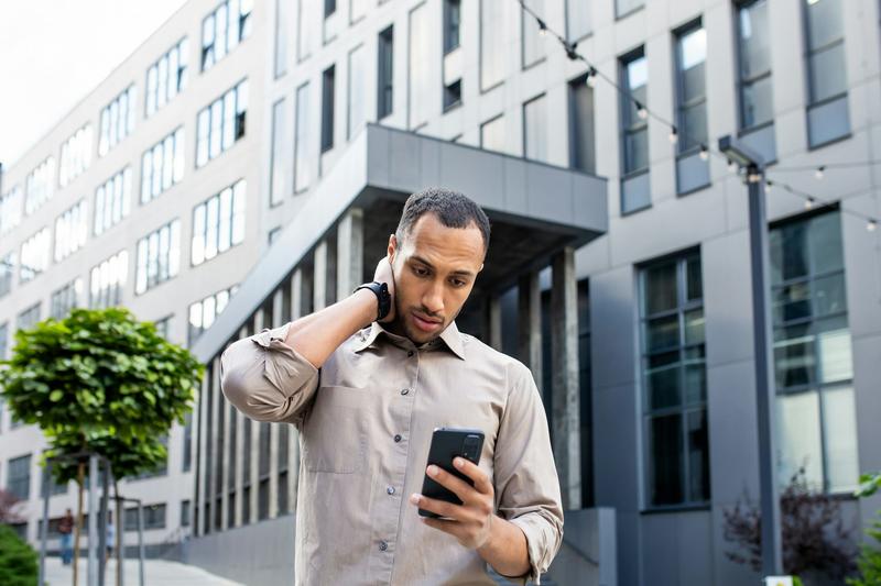 When mental health apps become worry engines: how digital ‘care’ can hijack our anxieties