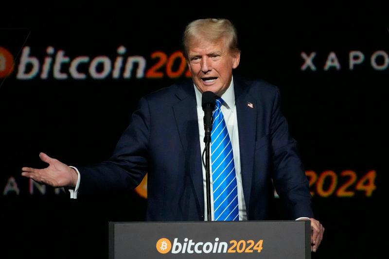 Trump’s love affair with crypto raises worries about presidential conflict and influence