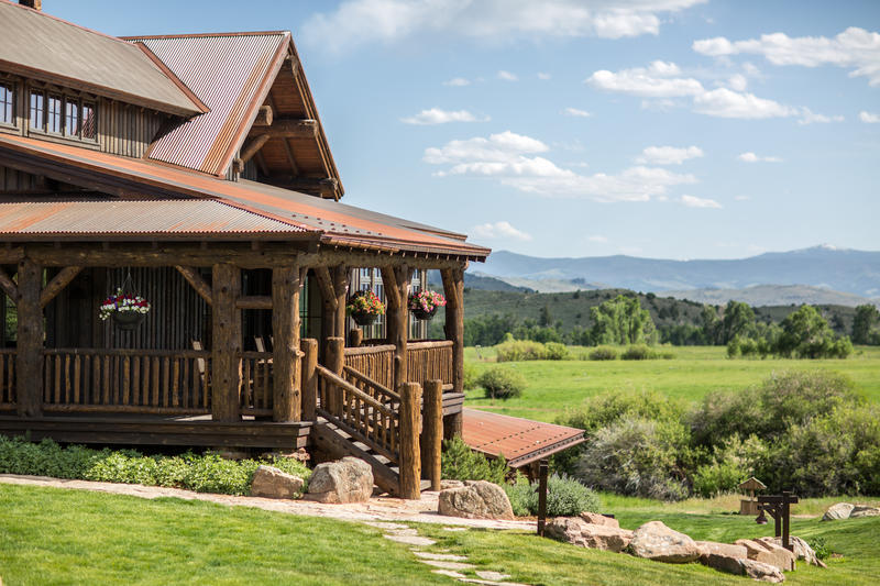 The Rise of the Cowboycation: Western Getaways Take the Reins