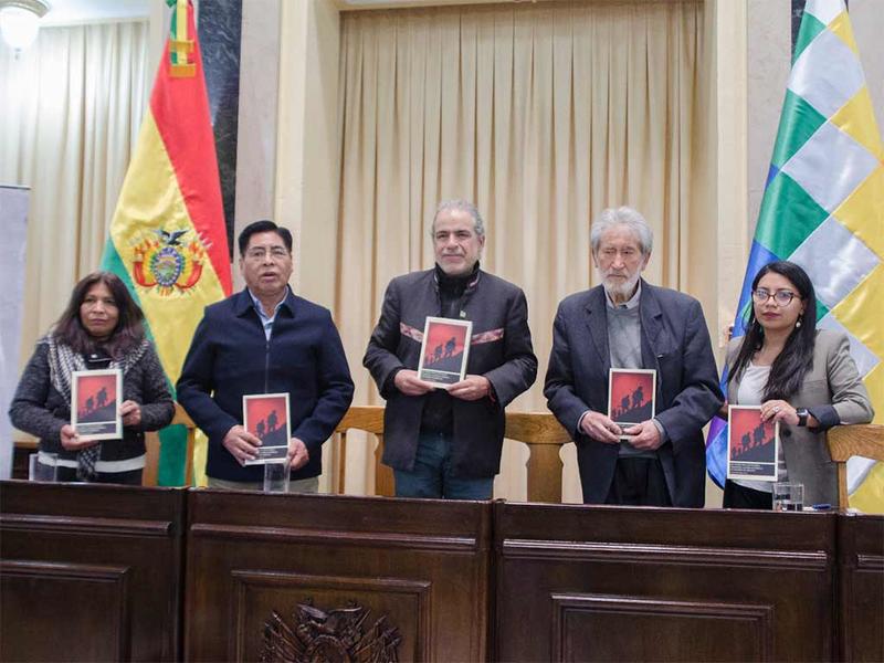 Libro sobre guerrilla recupera memoria histórica de Bolivia