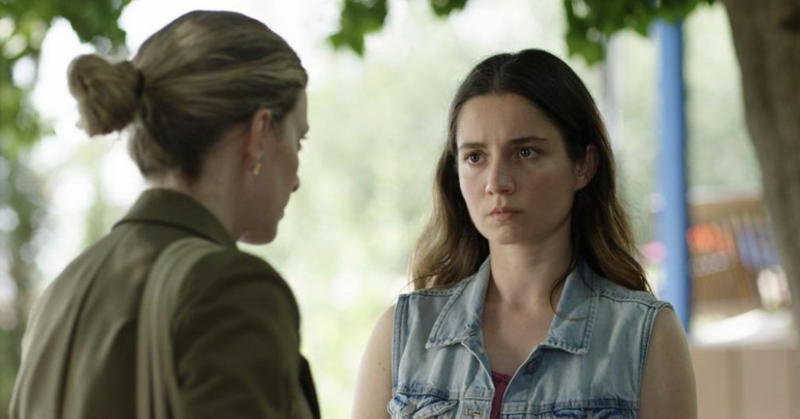 Buradayım İyiyim, Perde ve Annemin Solgun Çiçekleri (Altın Koza Film Festivali Günlükleri #4)