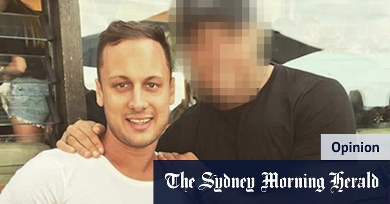 Roosters ban convicted drug courier from their dressing rooms