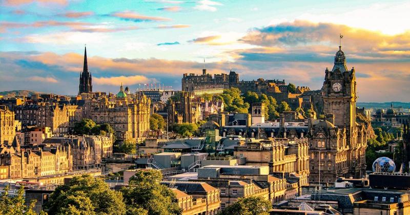 How Edinburgh could learn lessons from Glasgow in terms of tourism
